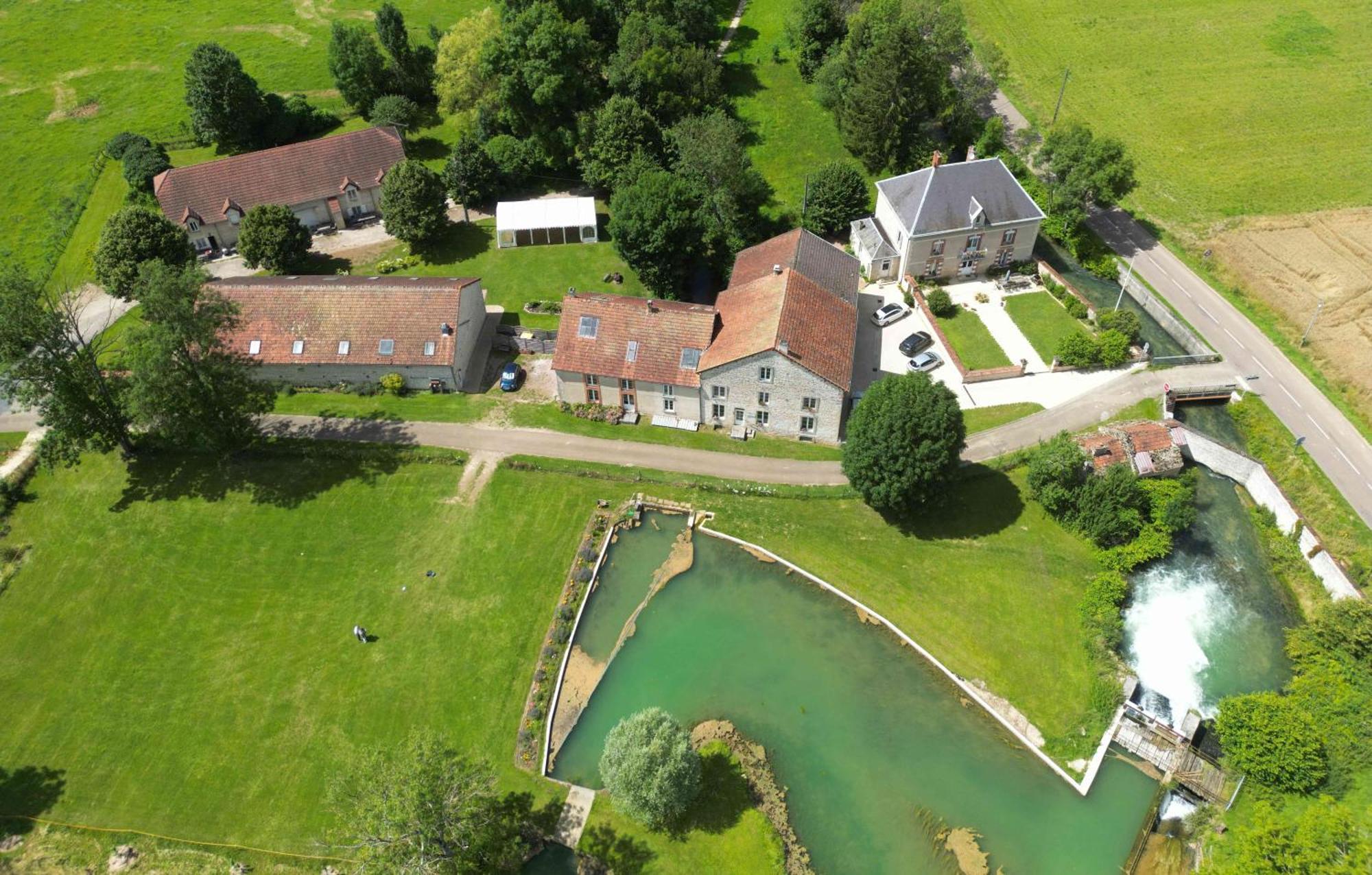 Moulin De La Fleuristerie Bed & Breakfast Orges Dış mekan fotoğraf